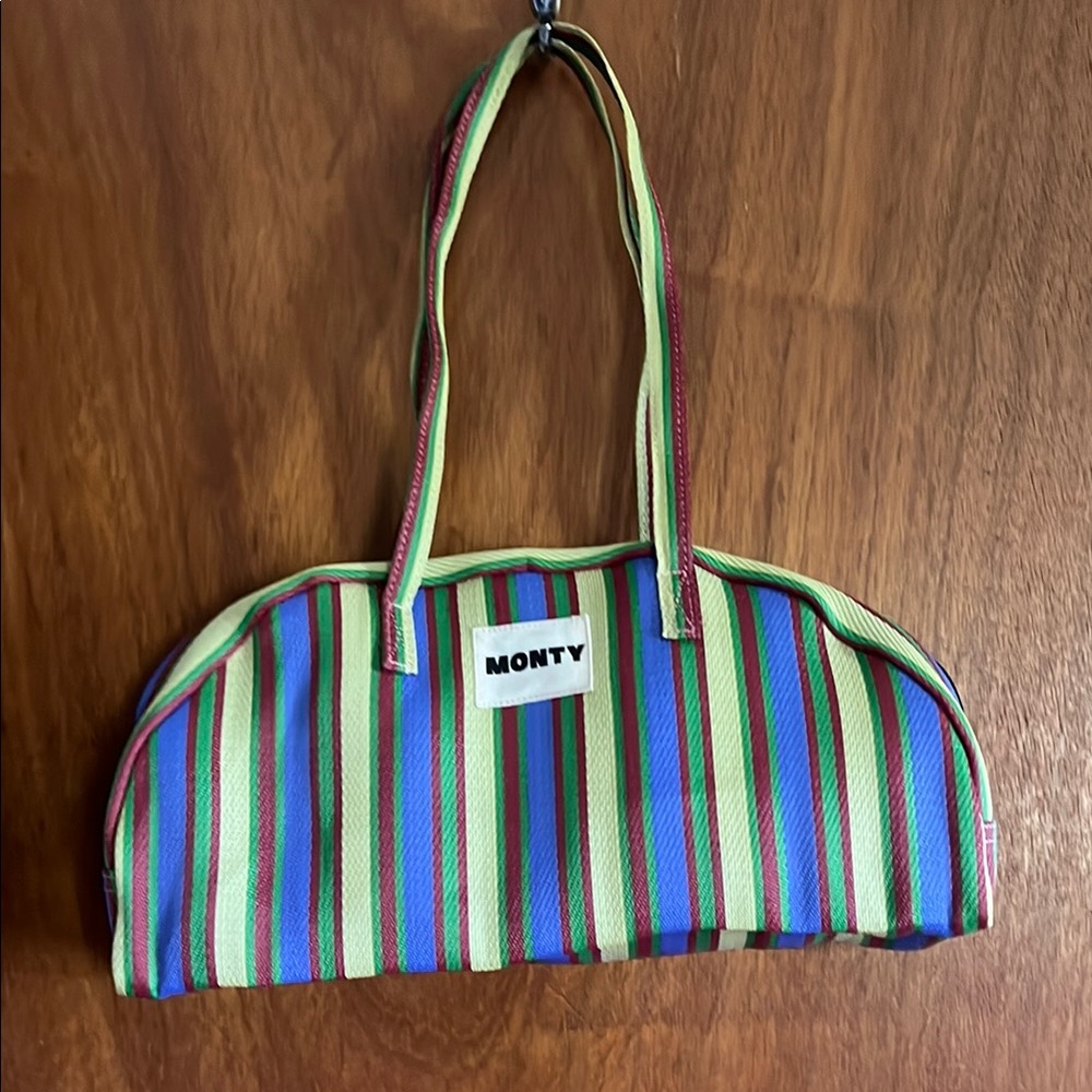 Monty Arc Shoulder Bag